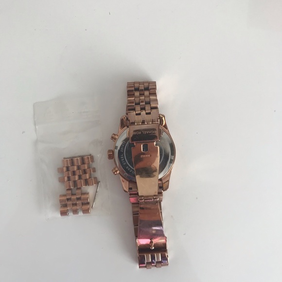 Michael Kors Watch - Picture 2 of 2